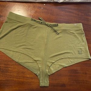 NWT Savage Fenty ribbed sleep shorts size 3X